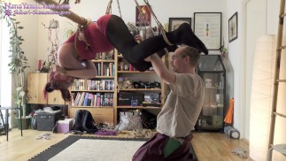 experimento, suspensión shibari asimétrica de bambúo, orgasmo tembloroso