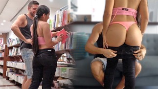 Convidei o colombiano de 18 anos da minha biblioteca local e fizemos o melhor sexo da nossa vida