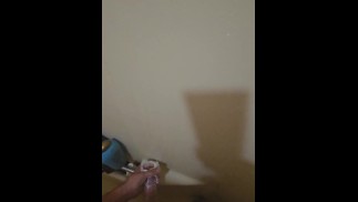 Alguém vem me ajudar a acariciar esse pau enorme 🍆🍆🍆