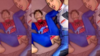 HAMBRIENTA SPIDERBOTTOM TOMANDO UNA POLLA ENORME