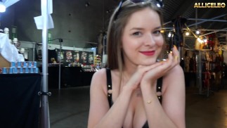 Incontro gli abbonati durante la fiera del sesso (Erotix 2023)! AS's - Ep11 - VLOG