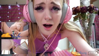 Carly Rae Recenze Kiiroo Toys X Girlsway Lesbické Roztleskávačky