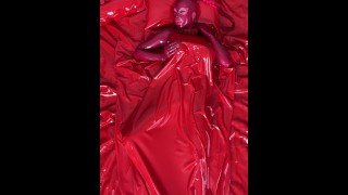 Miss Fetilicious Ranní masturbace v plném latexu