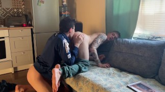 Teil 2 chav hat einen twink gefickt und auf ihn gespritzt