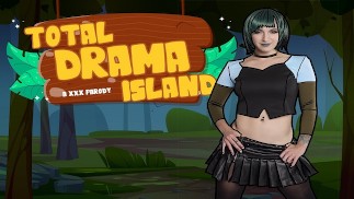 Sonny McKinley jako TOTÁLNÍ DRAMA ISLAND GWEN vás udrží vzhůru svým jedinečným způsobem