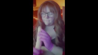 Solo BJ 和 Titty 戴着医用手套玩耍（观众要求）