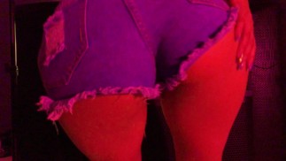 PILLADAS Fiesta de baile universitaria Culona bailando adicta al porno LIVE 4k