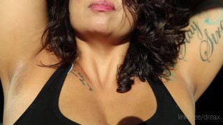 Sunkissed Oksels