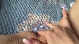 No puedo dejar de tocarme