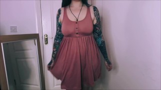 ElizabethHunnyxox - Provando Lingeries Sem Censura no YouTube