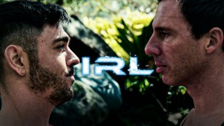 Heteroseksualni faceci pieprzą się w realistycznej grze wideo przed spotkaniem w prawdziwym życiu - DisruptiveFilms