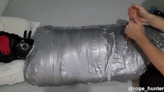 mumifikovaný  dostane zničený orgasmus