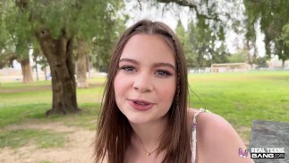 Skuteční Teens - PAWG Brunetka Dospívající Adrianna Jade Šuká Jako Profesionál Ve Své První Castingové Scéně