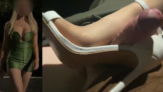 De hakken van mijn vrouw neuken in de auto na het eten 👠 💦