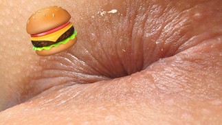 💨przykrył tyłek uczennicy kocem, aby cieszyć się aromatami analnymi ulicznego jedzenia🍔
