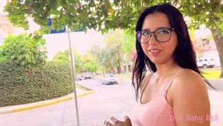 Dei o endereço a um estranho em troca de dinheiro e acabei fazendo tudo