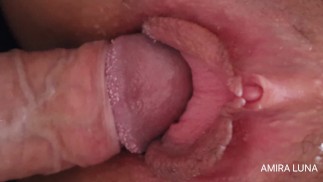 Éjaculations massives multiples et creampie dans la chatte laisse une jeune femme sexy inséminée !