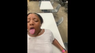 De leraar van mijn zoon is een romig poesje spuug in gezicht sperma drinkende slet (onlyfans//nuteaterjuanita)