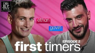 Cizinci neztrácejí čas a šukají na gay reality show - Trevor Harris, Ian Holms - Disruptive