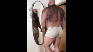 hairy_musclebear op onlyfans