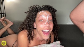 EBONY VRIENDIN FRECKLEMONADE VERDIENT GIGANTISCHE FACIAL