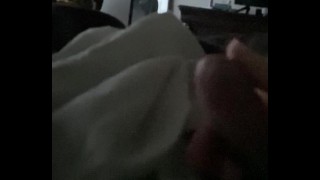 Pollice sul frenulo Orgasmo tranquillo! Non è mai dell'umore giusto, quindi...