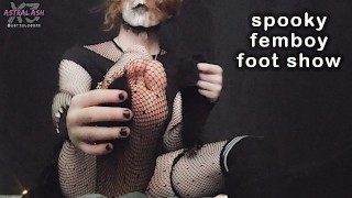 ⊹ Жуткое фембойское фут-шоу ⊹