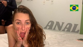 Ariel mostra o rostinho pela primeira vez - ANAL AMADOR