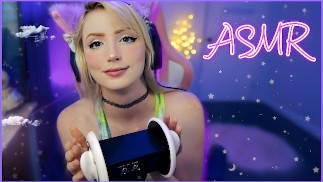 ASMR Cute oor ademen kussen likken en tintetjes likken + mondgeluiden LOOP