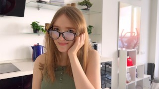 妹の友達とセックス中にコンドームが割れてしまいました