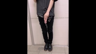 エネマグラと乳首さわさわでおもらし射精