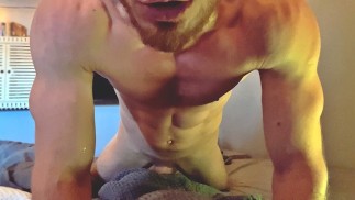 Ich ficke dich mit einem Kondom und Sperma drin! Leiser Dirty Talk und Stöhnen!