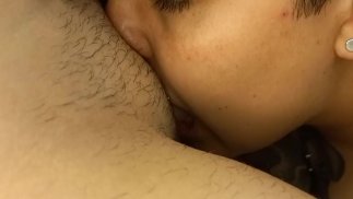 Lesbianas chupando coño mojado orgasmo