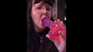 Raven sténání, sexy BBW Goth Nerd chce, abyste cum na její velká prsa (celé video)
