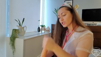 Dani Daniels pielęgnuje cię z powrotem do zdrowia JOI