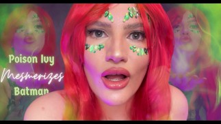 Poison Ivy bezweert Batman