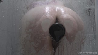 BBW Procace Alt Teen In Una Doccia Calda Scopa Un Dildo In Doggy