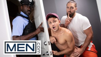 Trouver sa chienne de prison / MEN / Chuck Conrad, Enzo Muller