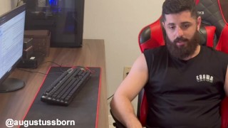 POV: chceš trochu mé pozornosti