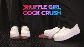 Shuffle meisje lul Crush in witte platform sneakers - schoenjob, vertrappen, sneakers, wit poesje