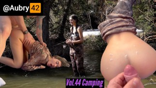 Camper avec une jeune femme mignonne Aubry aime le sexe - Vol. 44