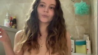 La mia routine mattutina preferita: fumare nella vasca da bagno!