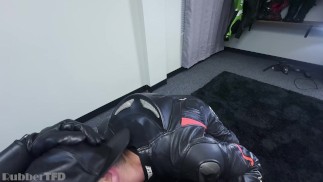 皮革 POV