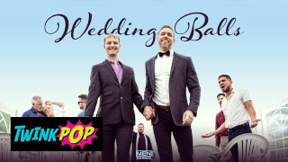 TWINKPOP - Alex Mecum et Malik Delgaty Spit Roast Benjamin Bleu et lui donnent une double faciale