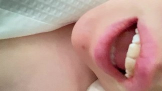 Une salope désespérée supplie pour une sodomie (murmure dirty talk, deuxième partie)