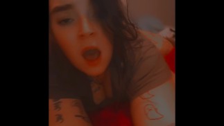 Elle est la petite salope au sperme de papa !! 💦💦