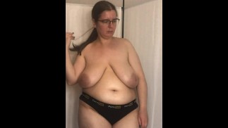ビキニブラを試着