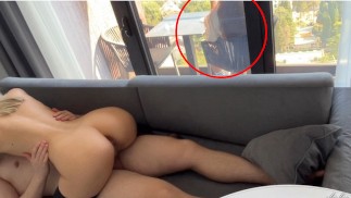 Zorra con follame.uno se folla a un tío mientras su mujer fuma en la calle
