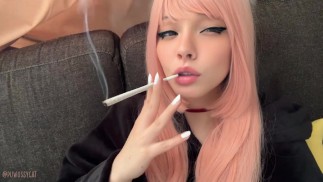 Cosplay Smoking Cigarettes Compilation (vollständige Videos auf meinen 0nlyfans/ManyVids)