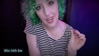 Limpieza de suciedad Cuck - Parte 1 DESNUDO CULO Sucio Sudor Lamiendo Instrucciones POV de Femdom - Vista previa